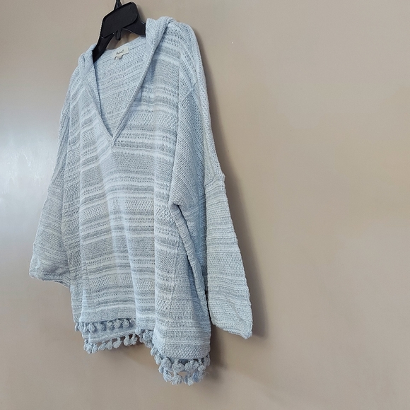 Madewell Short-Sleeve Fringe Hoodie - Picture 4 of 8